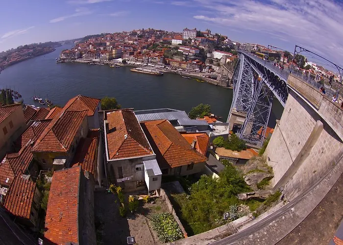 Ostello Oporto Surf Camp Esmoriz