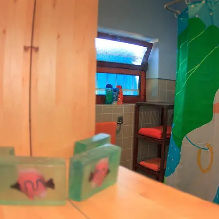 Hostel Oporto Surf Camp