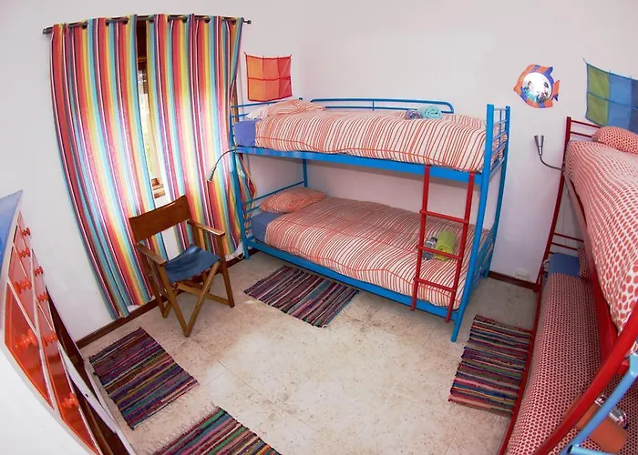 Oporto Surf Camp Vandrarhem *